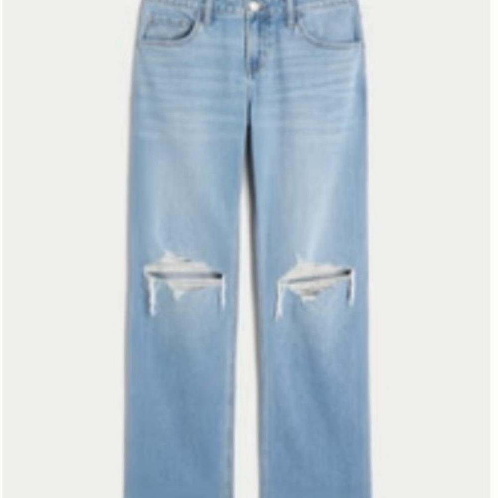 NWT- Hollister women’s jeans